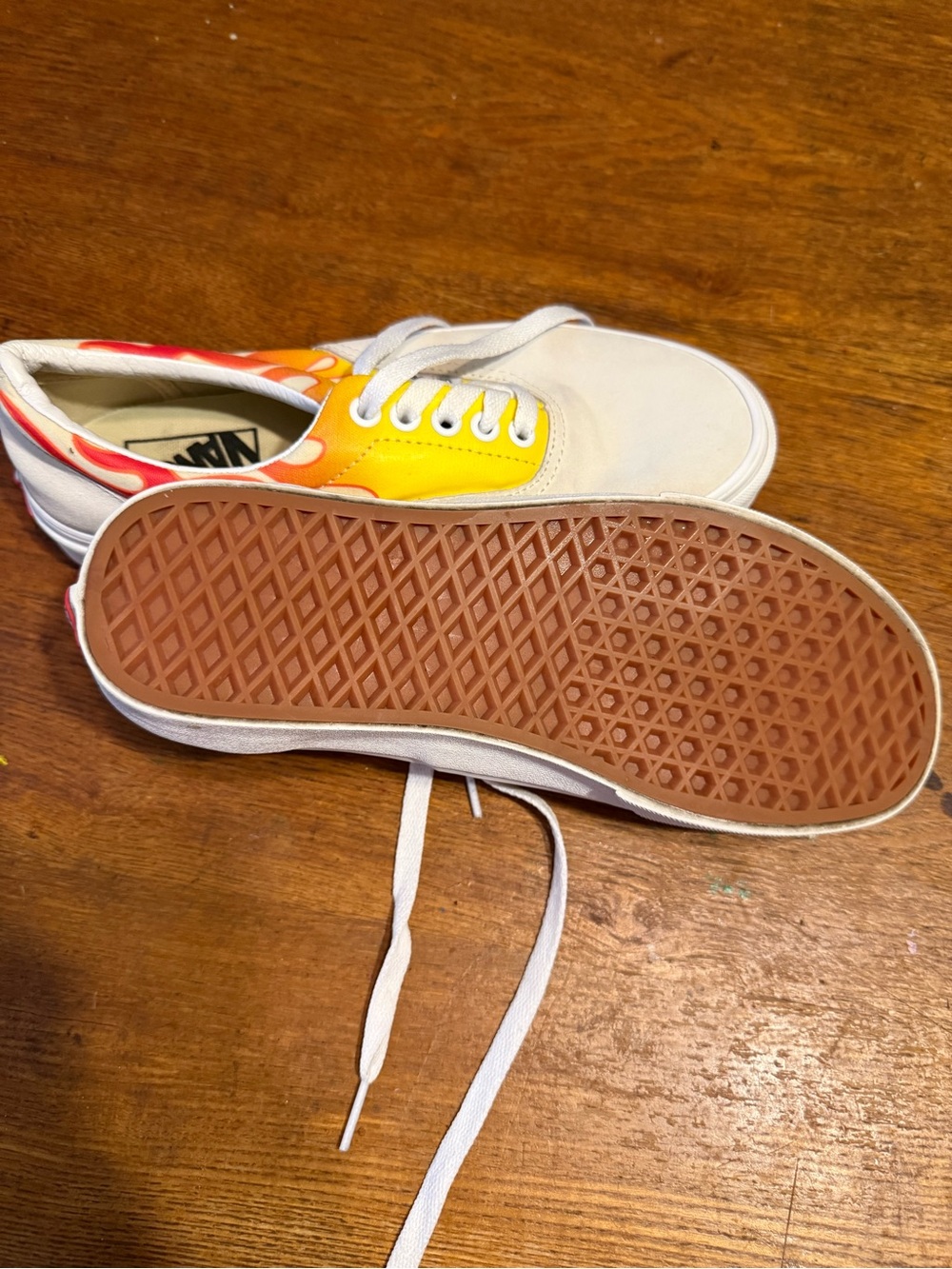 Vans Low-Top Sneakers with Yellow to Red Flame Design - Picture 3 of 4